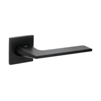 ICON FIT - klamki na kwadratowej rozecie, czarny