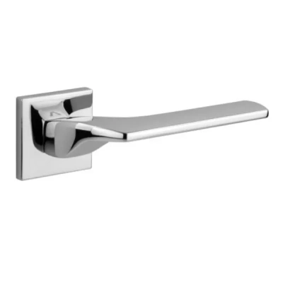 SEMPRE FIT - klamki na kwadratowej rozecie, chrom