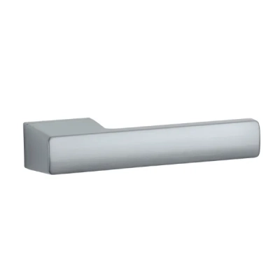 Klamki Aprile BRISA na ukrytej rozecie RTH Slim 7mm, chrom satynowy