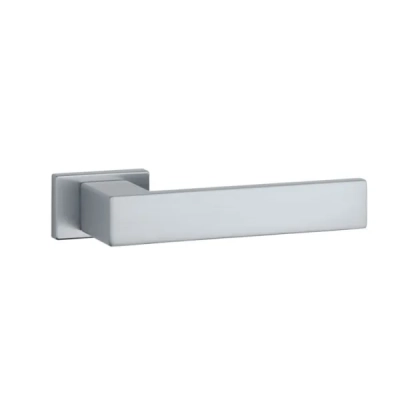 Klamki Aprile PINA na prostokątnej rozecie Q Slim 7mm, chrom satyna