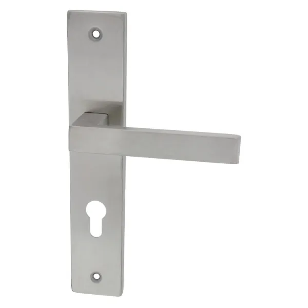 klamki-alubrass-na-dlugim-szyldzie-tasos-inox-wkladka.webp