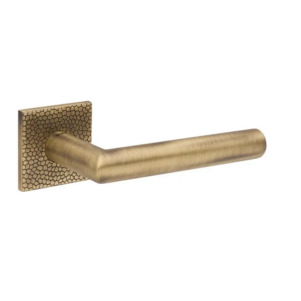klamka-tupai-4002-5sq-t1-77-patyna-antyczna-mat.webp