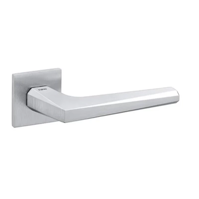 Klamka Tupai 4151 5SQ-96, chrom satyna