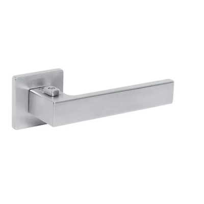 klamka-tupai-4275-5sq-96-privé-38-45mm-prawa-chrom-satyna.webp